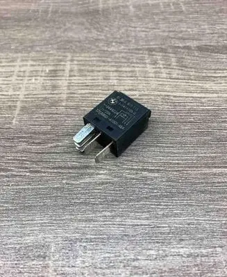 BMW 5 F10 F11 Other relay 6919113 1414165
