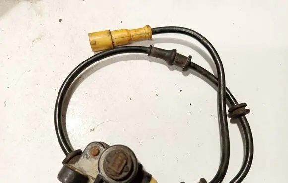 Opel Vectra B ABS brake wheel speed sensor 90464775