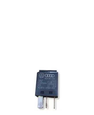 Volkswagen Golf V Other relay 8Z0951253 V23074A1001XX0