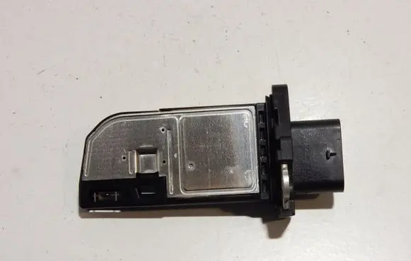 BMW X5 E70 Mass air flow meter 7804150 6095