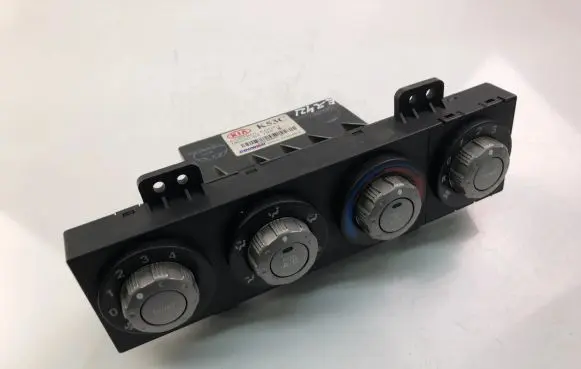 KIA Carnival Interior fan control switch 0K53C6119X