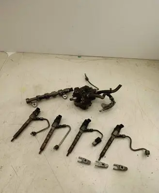 Opel Insignia A Fuel injection system set 55574632 55576177 0445110327