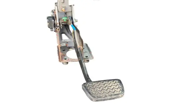Lexus RX 330 - 350 - 400H Brake pedal 8951047010