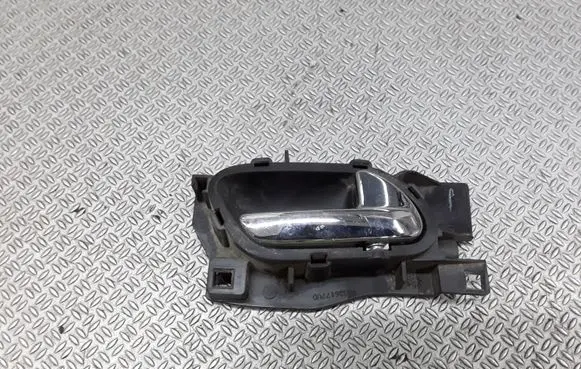 Peugeot 407 Front door interior handle 10012