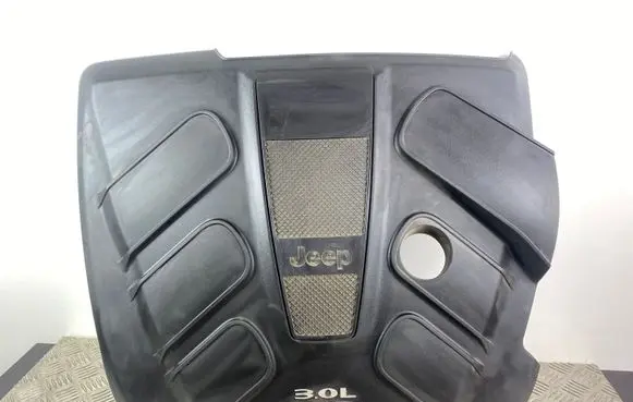 Jeep Grand Cherokee Engine cover (trim)