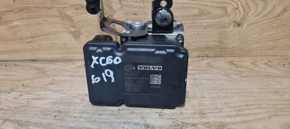 Volvo XC60 ABS Pump 30681619