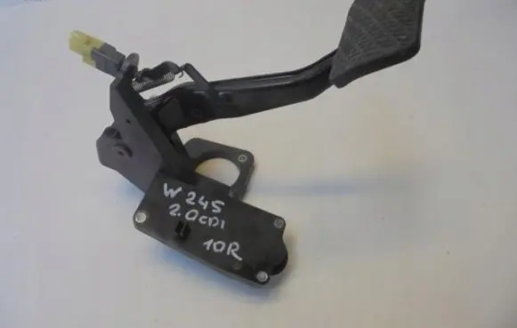 Mercedes-Benz B W245 Brake pedal A6392901401