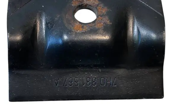 Volkswagen Transporter - Caravelle T5 Battery bracket 7H0881567A