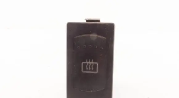 Volkswagen PASSAT B5 Windscreen/window heater switch 3B0959621C