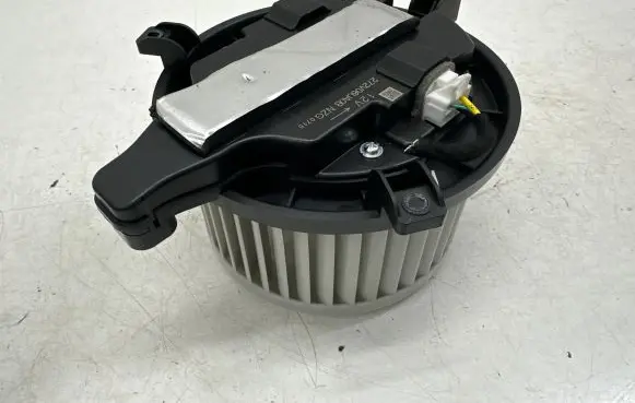 Nissan Qashqai J12 Heater fan/blower 272V06UA0B