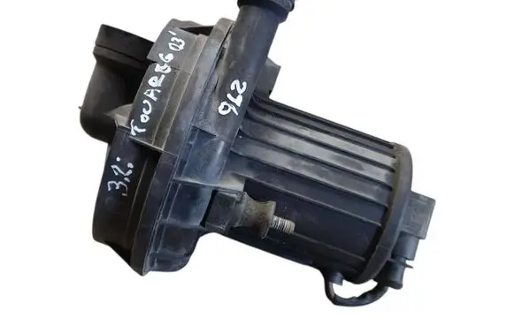 Volkswagen Touareg I Secondary air pump 7L0906279 70010300 06A959253B