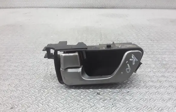 Mitsubishi Pajero Front door interior handle MR432271