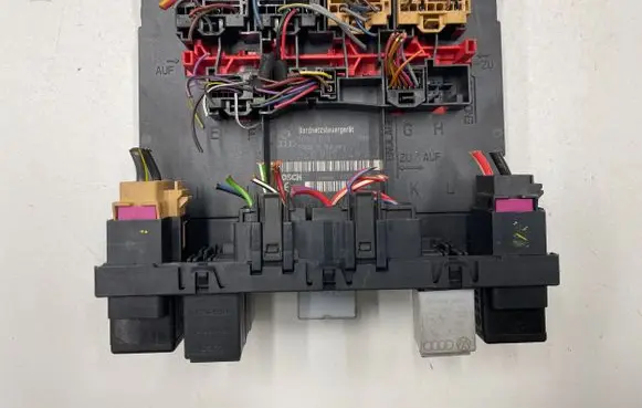 Volkswagen PASSAT B6 Comfort/convenience module 3C0937049AJ F005V00661 H54S2202