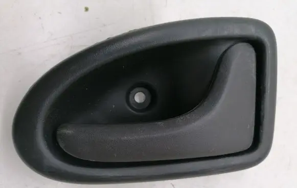 Opel Vivaro Front door interior handle 8200028995
