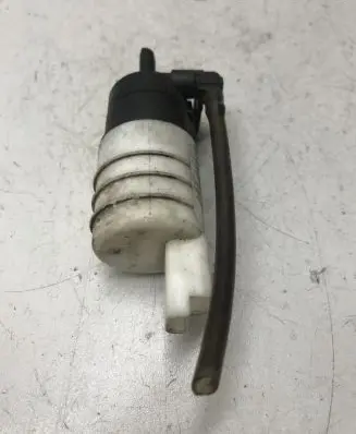 Renault Espace III Windscreen/windshield washer pump 7700431079