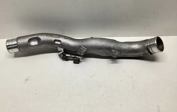 Toyota Avensis T270 Coolant pipe/hose 