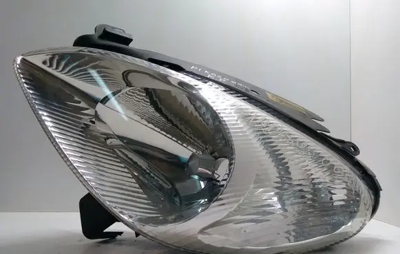 Citroen Xsara Picasso Headlight/headlamp 9631500180