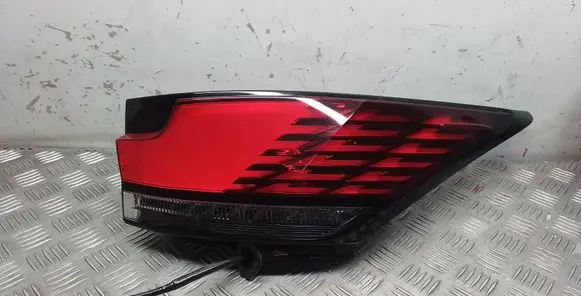 Lexus RX V Rear/tail lights 