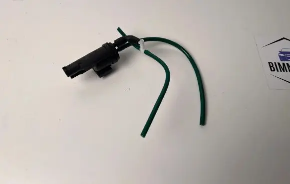 Mercedes-Benz S W221 Turbo solenoid valve 003540999