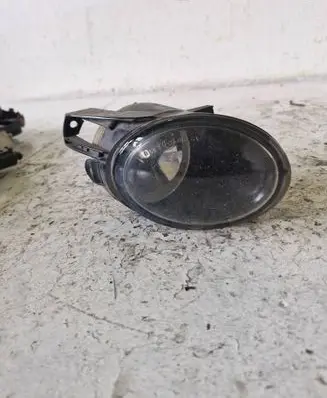 Volkswagen PASSAT B6 Front fog light 27129400