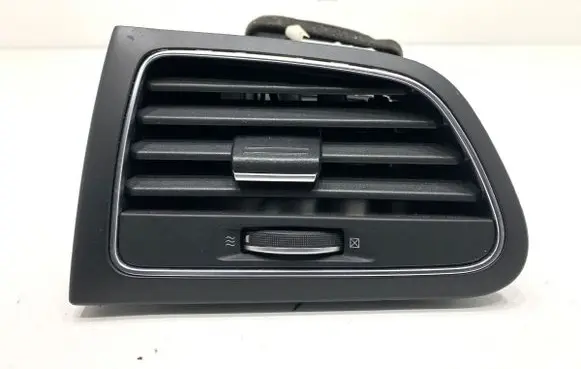 Renault Megane IV Rear air vent grill 687616296R
