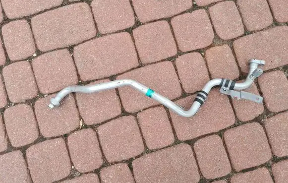 Renault Captur II Air conditioning (A/C) pipe/hose 924804708R