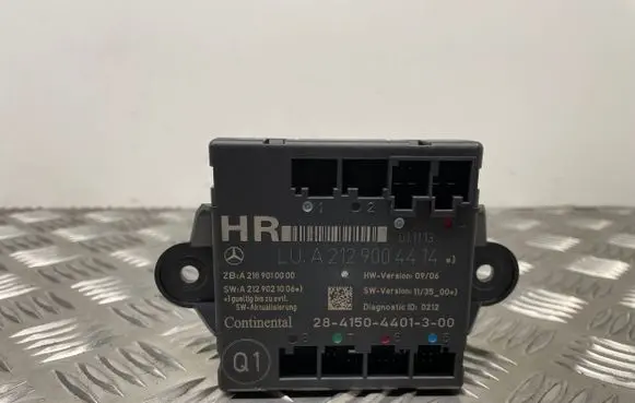 Mercedes-Benz C W204 Door control unit/module A2129004414 A2189010000 A2129021006