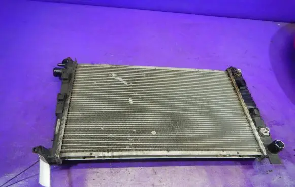 Mercedes-Benz Vaneo W414 Coolant radiator A1685001602