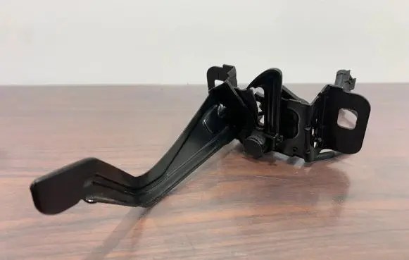 Opel Mokka Engine bonnet/hood lock/catch