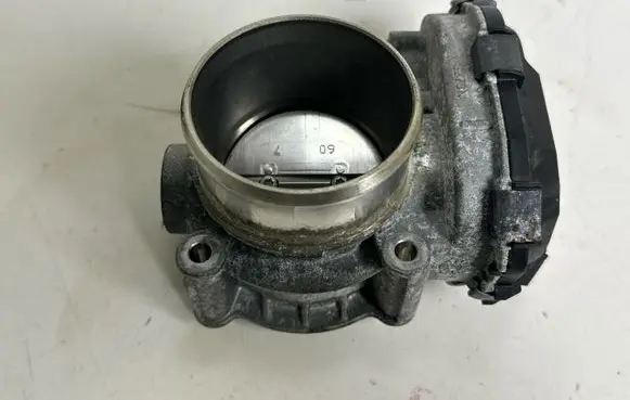 Ford Mustang VI Throttle valve G273N