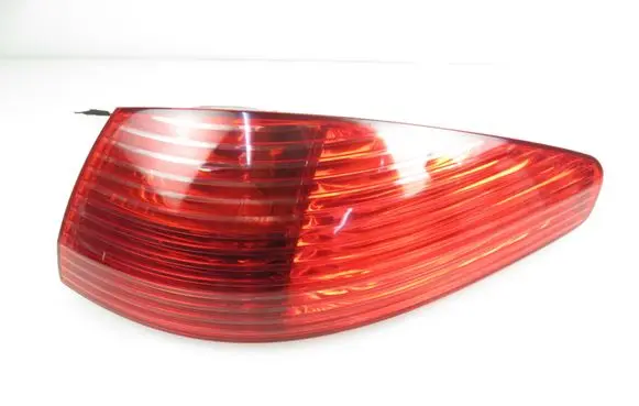 Peugeot 607 Rear/tail lights 