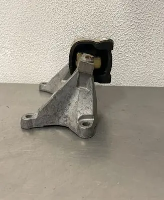 Mercedes-Benz S W222 Gearbox mounting bracket A2222403318 14100803252 15474984