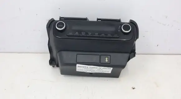 Toyota Yaris Central console control unit 89661K0082MWGK 98661K0082