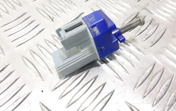 Clutch pedal sensor
