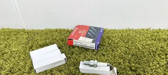 Porsche 928 Spark plug 0k2a1-18110