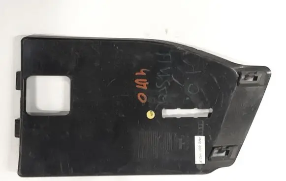 Audi Q7 4M Front bumper lower grill 4M0807152F