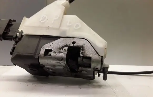 Citroen DS3 Front door lock 