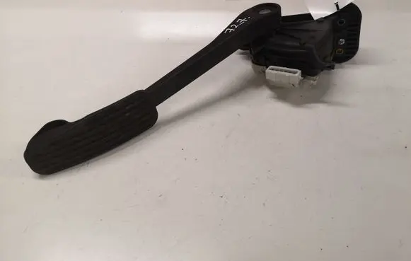 Volvo V70 Accelerator throttle pedal 6PV00853712 30683516