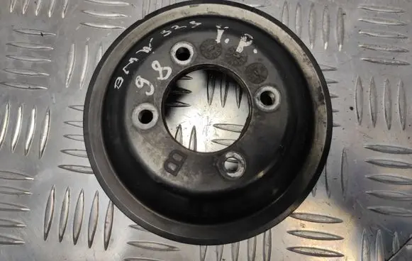 BMW 3 E46 Water pump pulley 11511436590