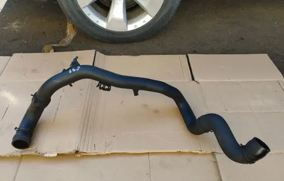 Ford Galaxy Intercooler hose/pipe 95VW10C352CC 7M0145958D 95VW6F072AF