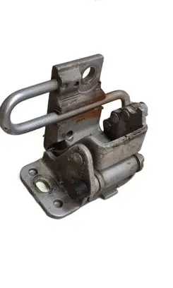 Audi A4 S4 B6 8E 8H Front door lower hinge 8E0831412E