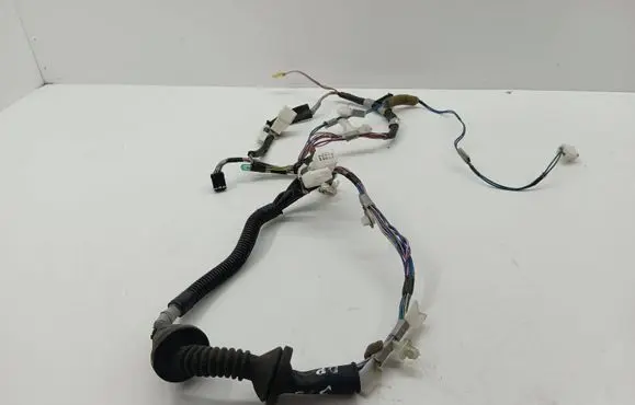 Toyota Corolla Verso AR10 Front door wiring loom 821510F020 201120