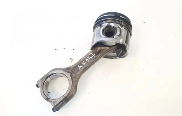 Opel Combo E Piston with connecting rod 619a