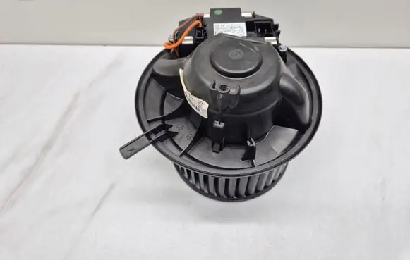 Audi Q3 8U Heater fan/blower 1K1820015J 3C0907521F F011500081