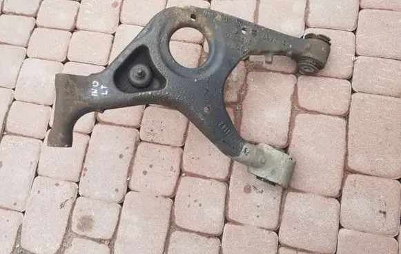 Opel Insignia A Rear control arm 13271142