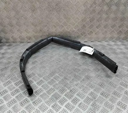BMW 3 G20 G21 Engine compartment rubber 7419380