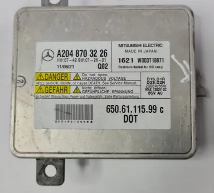 Mercedes-Benz GLK (X204) Xenon control unit/module A2048703226