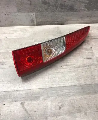 Volvo V70 Rear/tail lights 160986