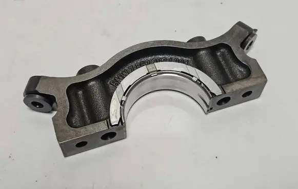 BMW M5 F90 other engine part 7852393