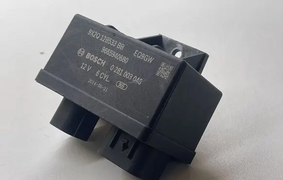 Land Rover Discovery Sport Glow plug pre-heat relay 9X2Q12B533BB 9665940680 0281003048